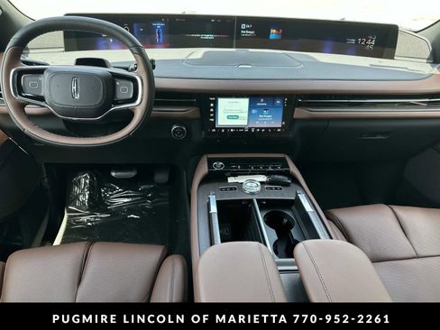 New 2026 Lincoln Navigator Reserve AWD/4WD image 23