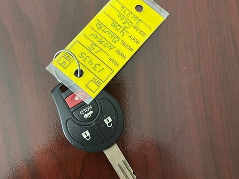 Used 2015 Nissan Sentra S image 27