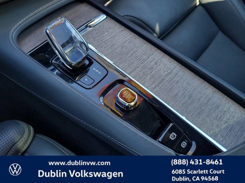 Used 2022 Volvo XC90 T8 Inscription w/ Advanced Package image 19