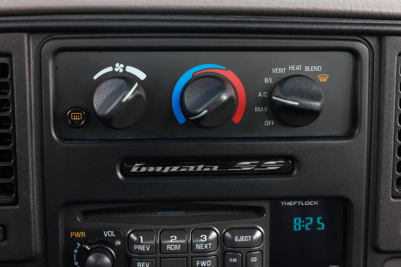 Used 1996 Chevrolet Caprice SS RWD image 35