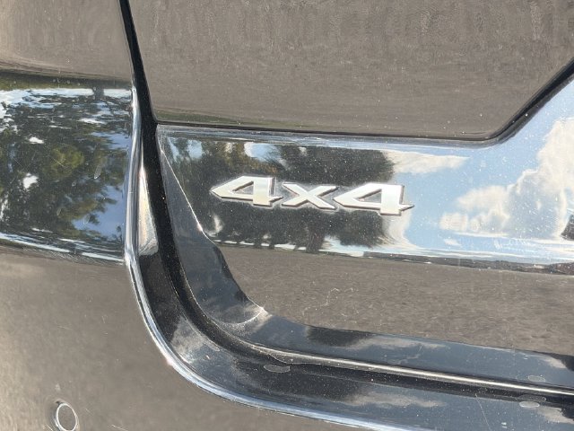 Used 2022 Jeep Grand Cherokee Summit AWD/4WD image 11