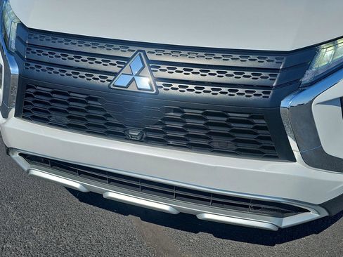 Used 2025 Mitsubishi Eclipse Cross SE AWD/4WD image 32