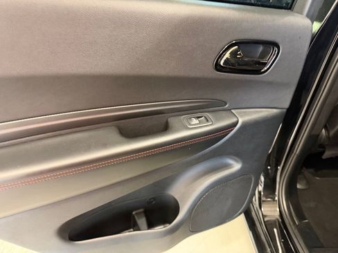 Used 2023 Dodge Durango GT image 24