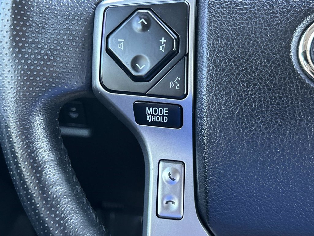 Used 2023 Toyota 4Runner Limited RWD image 31