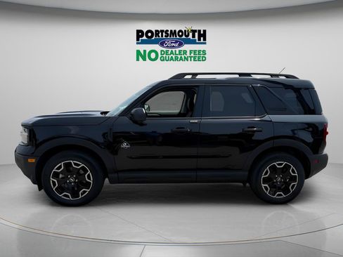 Used 2025 Ford Bronco Sport Outer Banks w/ Outer Banks Tech Package+ AWD/4WD image 2
