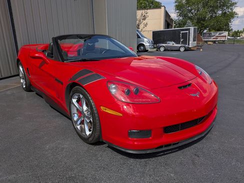 Used 2013 Chevrolet Corvette Grand Sport w/ 3LT Preferred Equipment Group RWD image 1