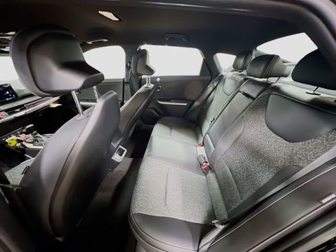 New 2025 Kia K4 GT-Line image 23