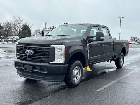 New 2025 Ford F250 XL image 5