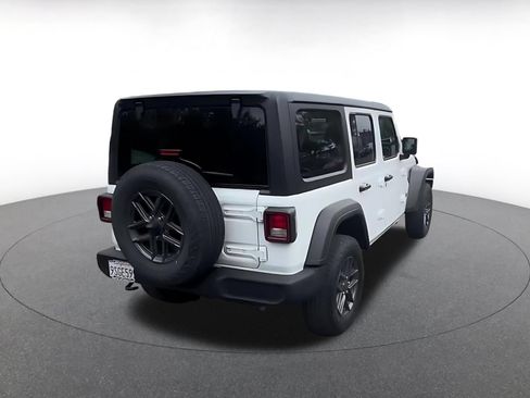 Used 2025 Jeep Wrangler Unlimited Sport AWD/4WD image 15