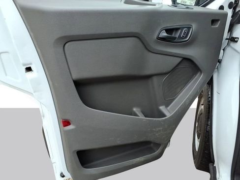 Used 2024 Ford Transit 250 148 Medium Roof image 10