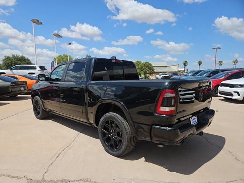 Used 2020 RAM 1500 Laramie AWD/4WD image 3