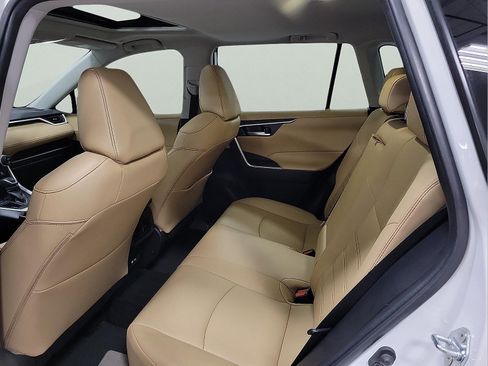 Certified 2025 Toyota RAV4 XLE Premium FWD image 8