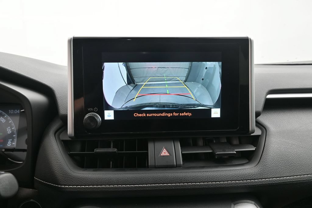 Used 2025 Toyota RAV4 XLE FWD image 13