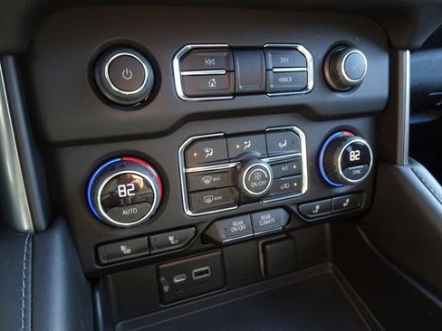 Certified 2023 Chevrolet Tahoe LT w/ LT Signature Plus Package image 20