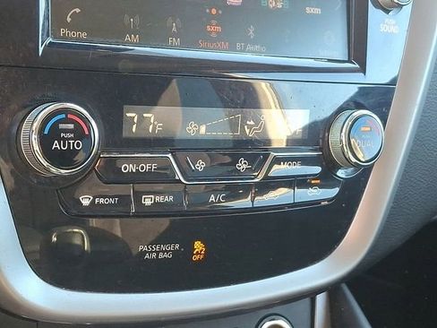 Used 2020 Nissan Murano SV image 18