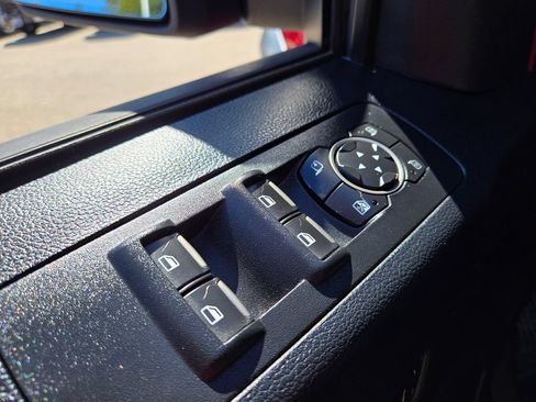 Used 2017 Ford F150 Raptor w/ Equipment Group 802A Luxury AWD/4WD image 14
