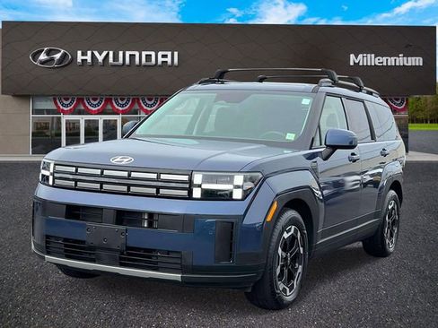 Certified 2025 Hyundai Santa Fe SEL image 4