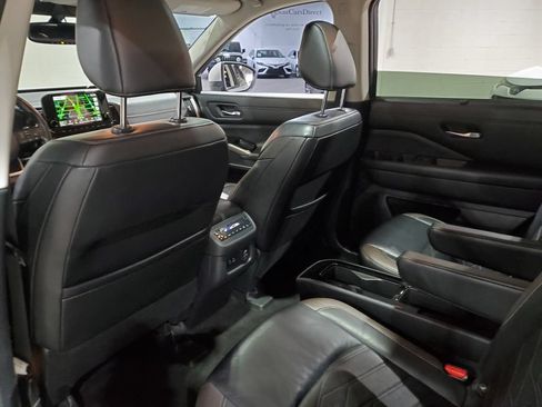 Used 2022 Nissan Pathfinder Platinum w/ Cargo Package FWD image 29