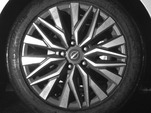 Used 2025 Nissan Altima 2.5 SV image 13