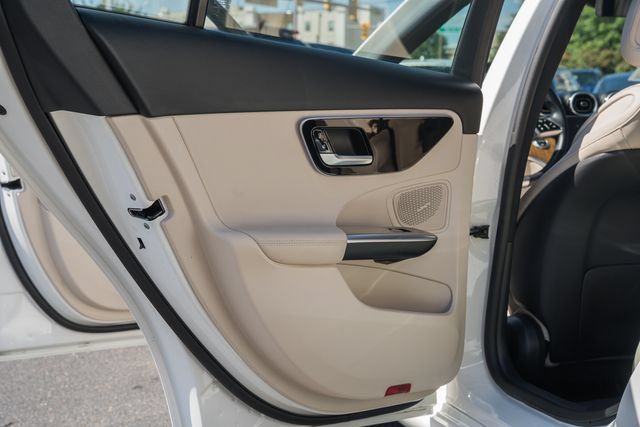 Used 2024 Mercedes-Benz C 300 4MATIC Sedan image 35