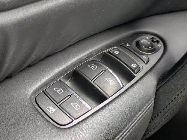 Certified 2023 Nissan Armada SV w/ Cargo Package AWD/4WD image 24