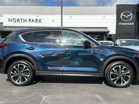 Used 2023 MAZDA CX-5 AWD 2.5 S w/ Premium Package image 3