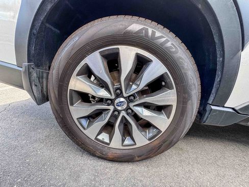 Used 2024 Subaru Outback Limited AWD/4WD image 14