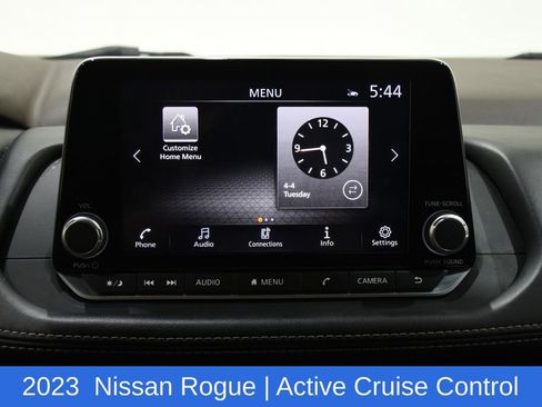 Used 2023 Nissan Rogue SV image 17