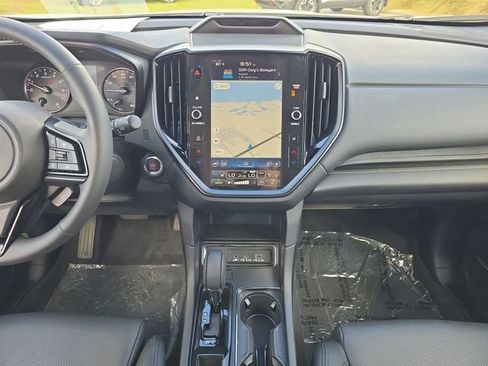 Used 2025 Subaru Ascent Bronze Edition w/ Onyx Package image 10