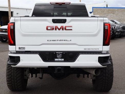 Used 2025 GMC Sierra 3500 Denali w/ Denali Reserve Package AWD/4WD image 4