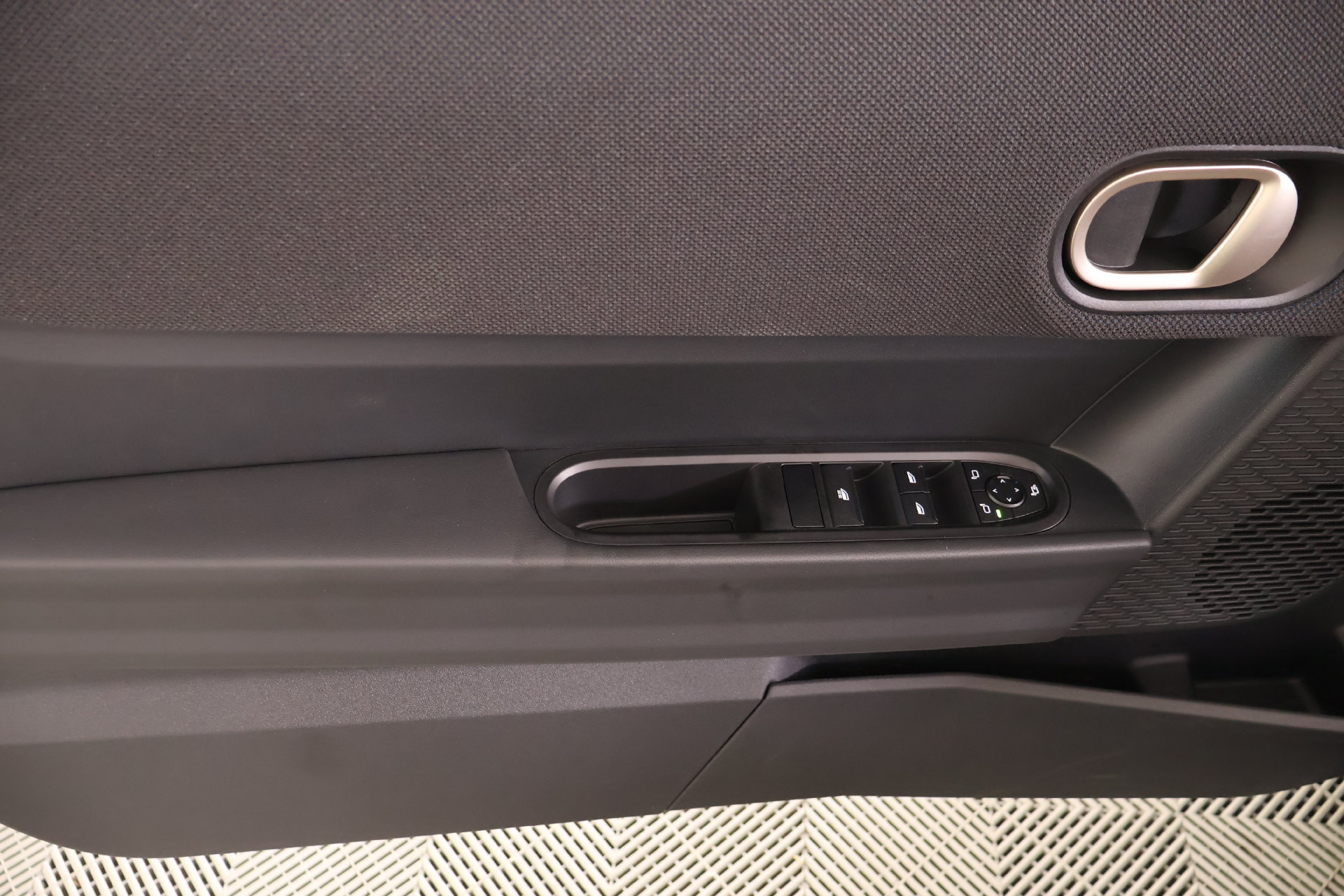 New 2027 MINI Cooper Convertible FWD image 13