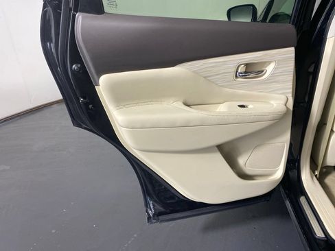 Used 2015 Nissan Murano Platinum w/ Platinum Technology Package AWD/4WD image 27