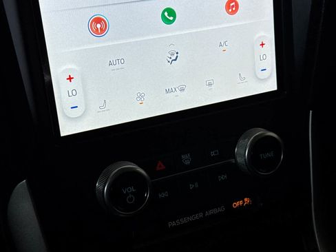 Used 2022 Ford Edge SEL image 23