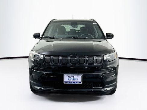 Used 2022 Jeep Compass Latitude w/ Convenience Group AWD/4WD image 2
