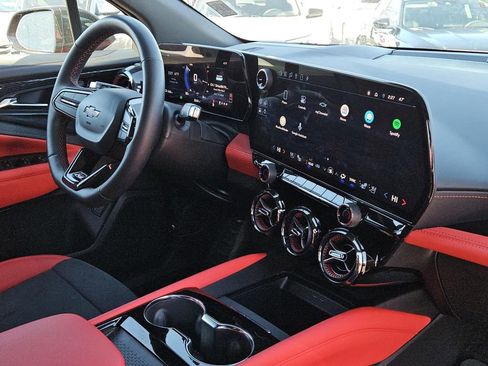 Used 2024 Chevrolet Blazer EV RS image 29
