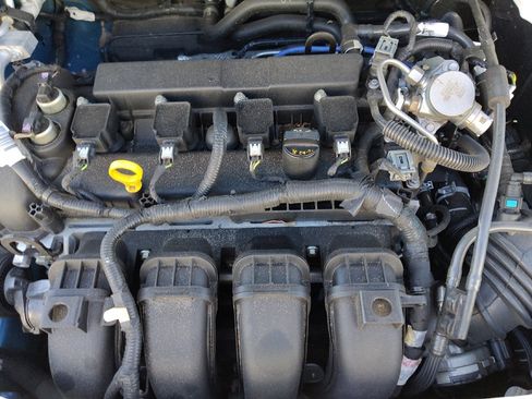 Used 2018 Ford Focus SE FWD image 30
