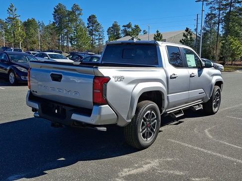 New 2026 Toyota Tacoma TRD Sport w/ TRD Sport Upgrade Package image 6