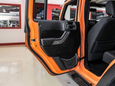 Used 2013 Jeep Wrangler Unlimited Sport image 39