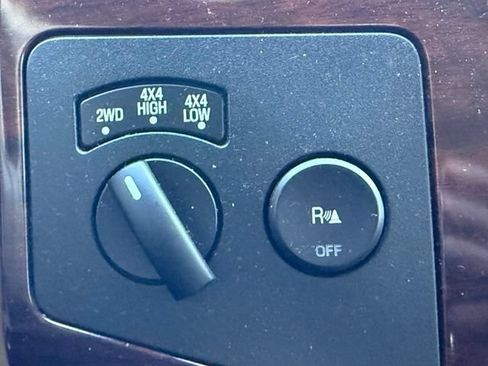 Used 2009 Ford F250 Lariat AWD/4WD image 23