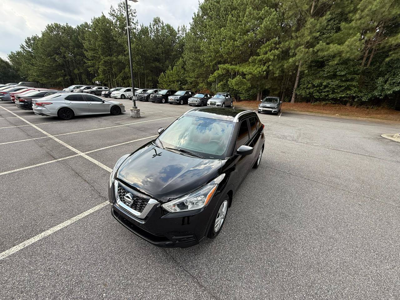 Used 2018 Nissan Kicks S FWD image 29
