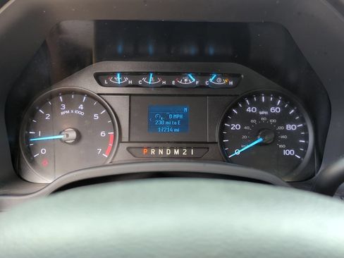 Used 2022 Ford F250 XL w/ Power Equipment Group RWD image 13
