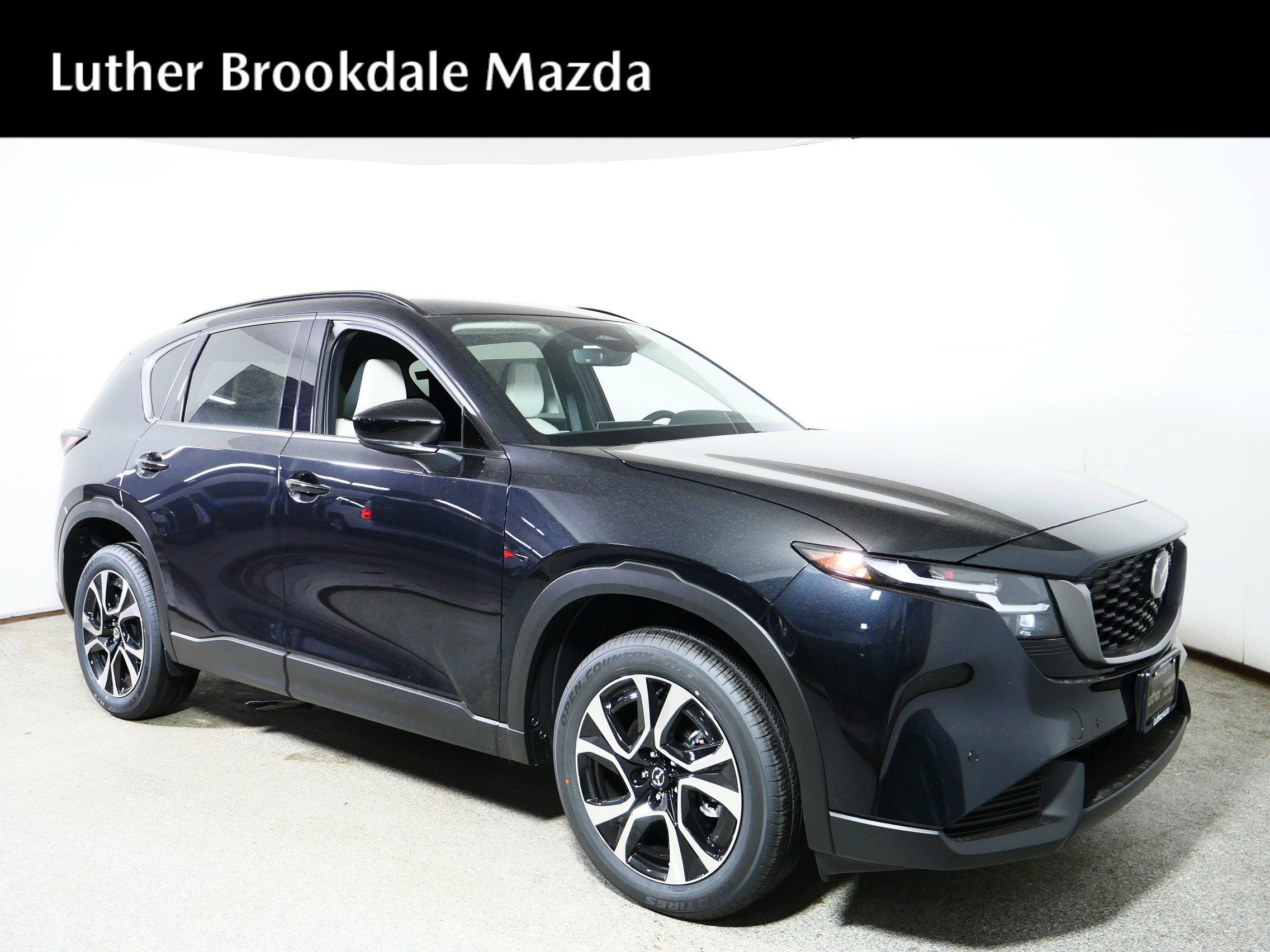 New 2026 MAZDA CX-5 Preferred AWD/4WD image 1