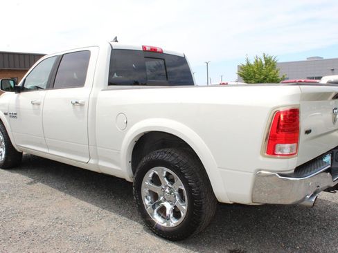 Used 2016 RAM 1500 Laramie w/ Convenience Group AWD/4WD image 5