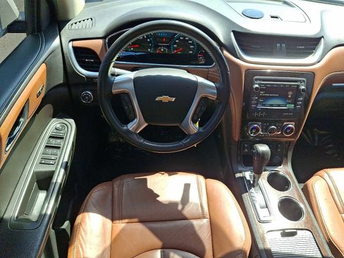 Used 2016 Chevrolet Traverse LT AWD/4WD image 12
