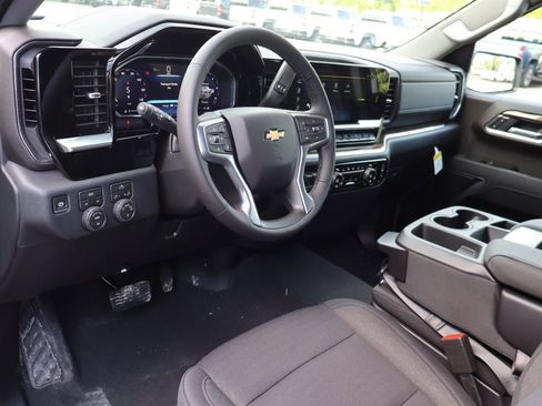 New 2026 Chevrolet Silverado 1500 LT AWD/4WD image 6