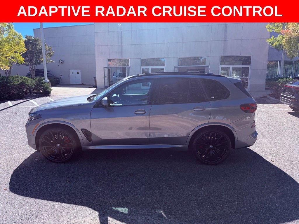 Used 2025 BMW X5 xDrive40i w/ M Sport Package AWD/4WD image 4