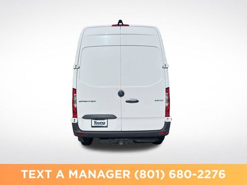 Used 2025 Mercedes-Benz Sprinter 2500 image 4