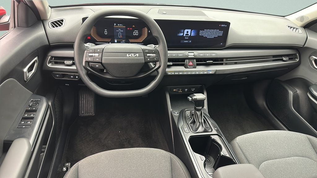 Used 2025 Kia K4 FWD image 11