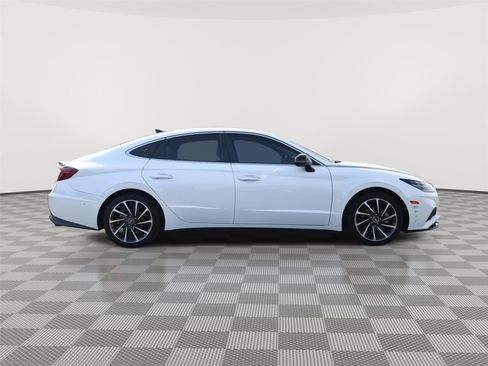 Used 2022 Hyundai Sonata Limited FWD image 8