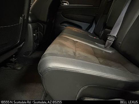 Used 2022 Jeep Grand Cherokee Laredo X RWD image 21